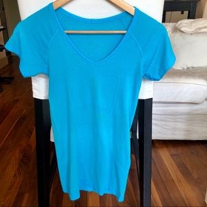 Lululemon swiftly tech V neck T